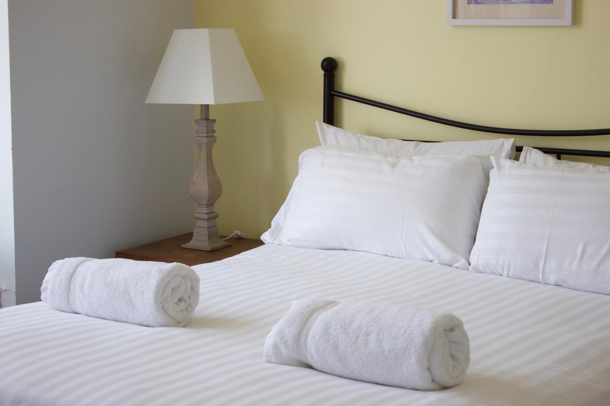 Durdle Door Hotel Lulworth Cove Bagian luar foto